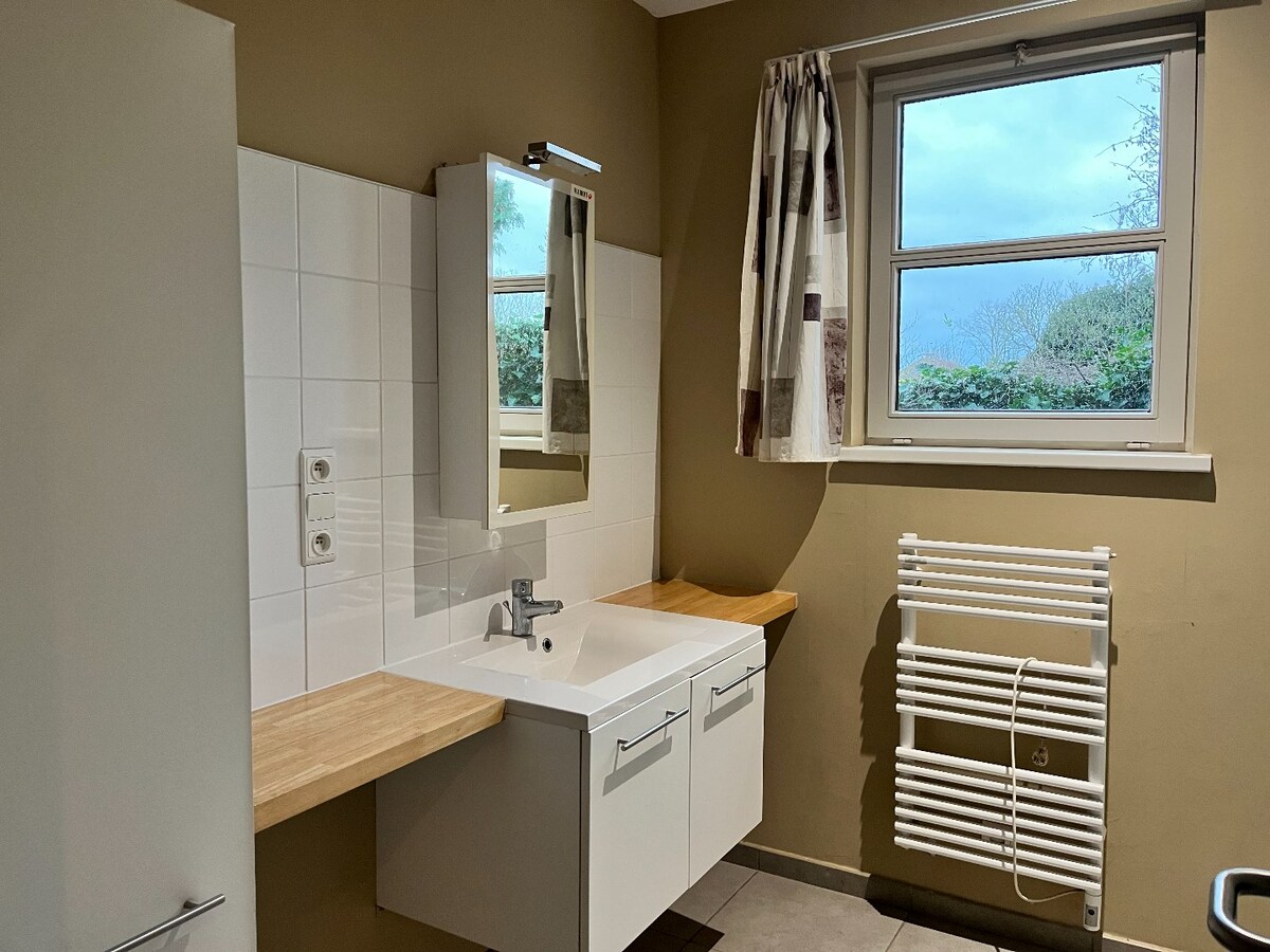 Ruime alleenstaande woning met 3 slaapkamers 