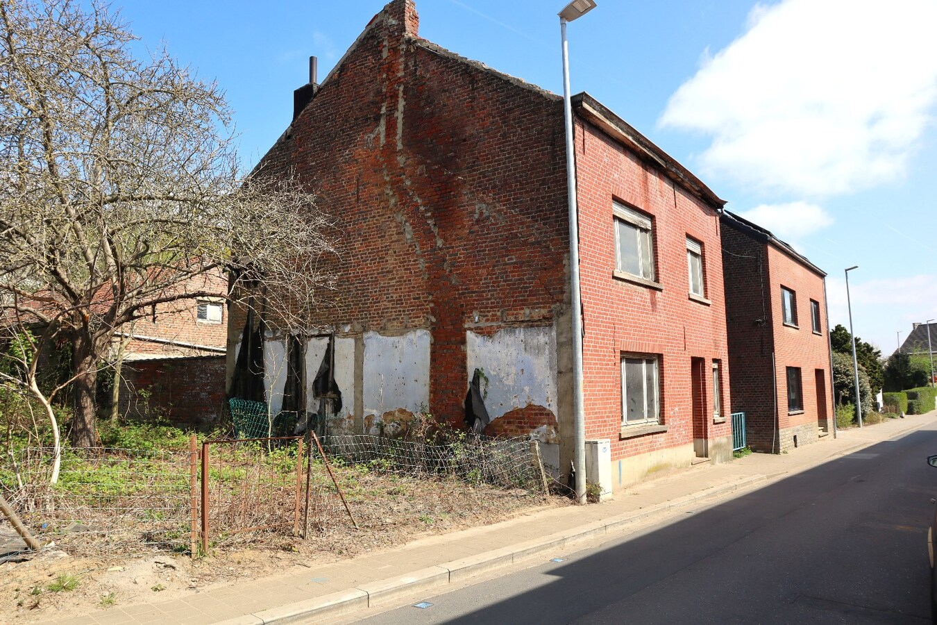 Te renoveren woning met magazijn/loods te Kessel-lo 