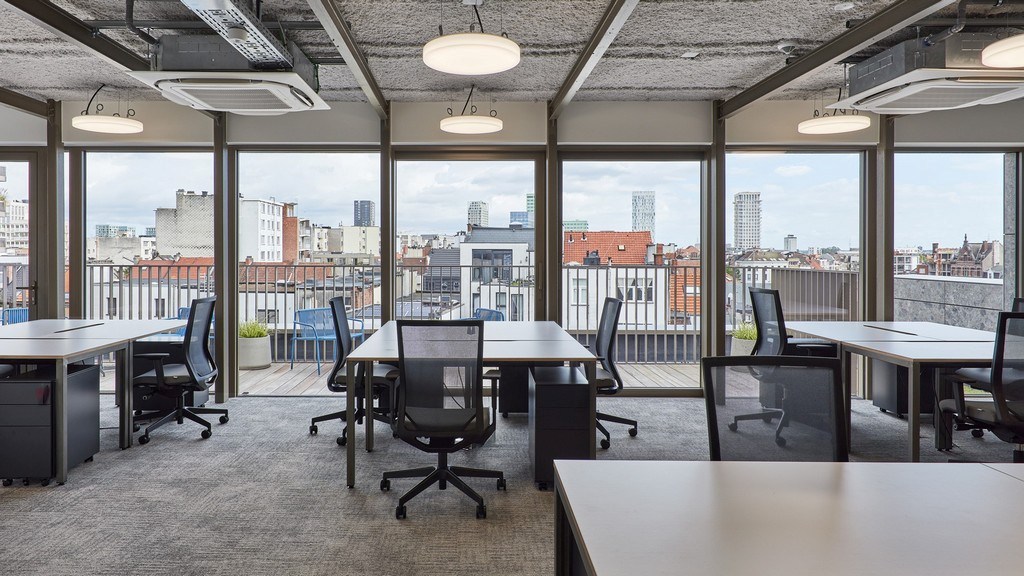 Instapklare kantoorplateaus te huur in Clockwise Antwerpen