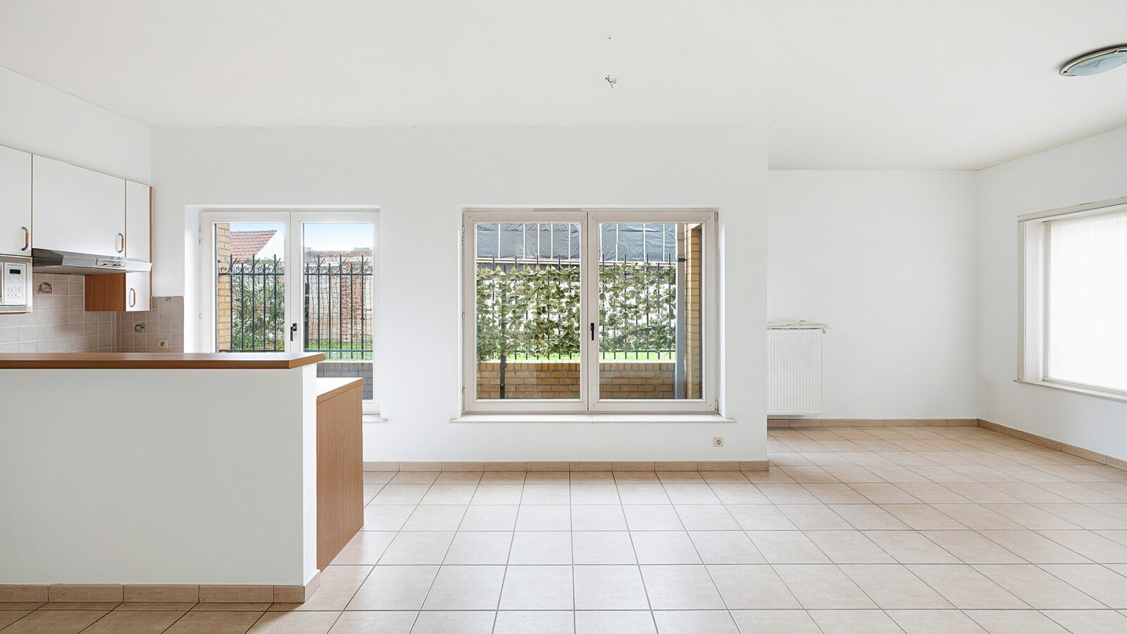 Aangenaam gelijkvloers appartement op toplocatie vlakbij de Zeedijk. 