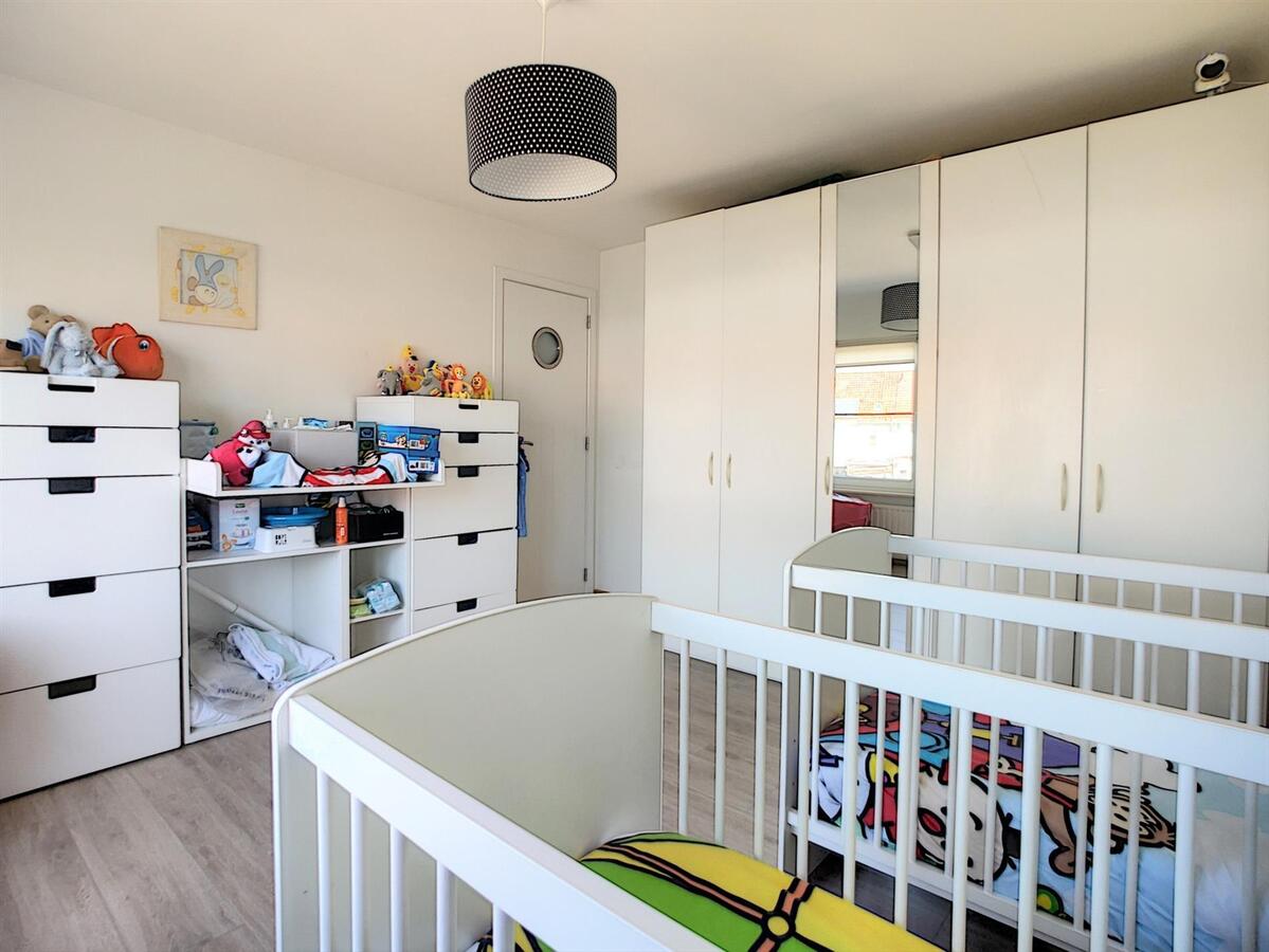 Volumineuze, gerenoveerde gezinswoning met tuin en garage - Zeebrugge 