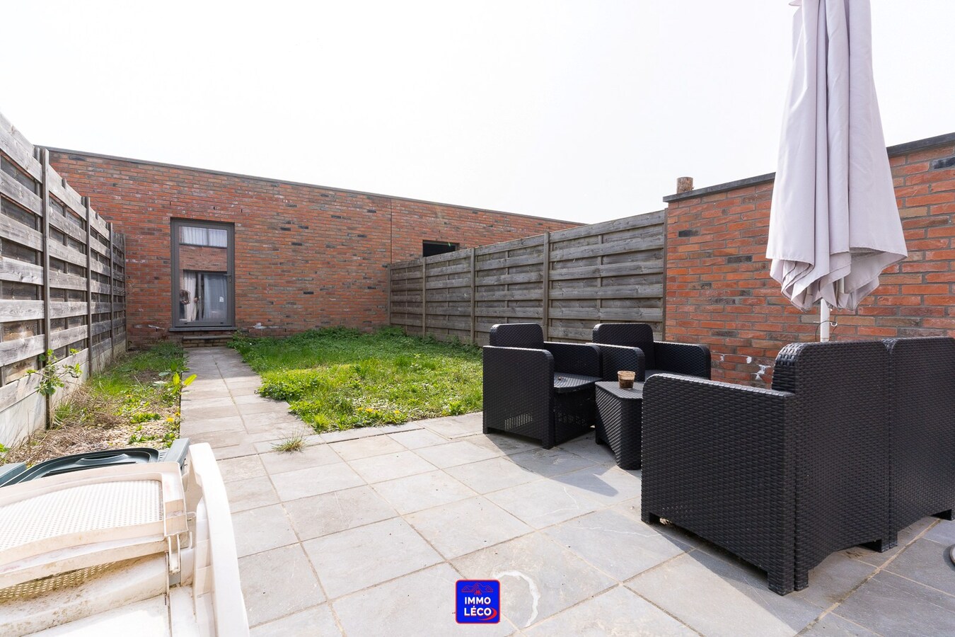 Maison rénovée avec jardin et garage, beaux volumes ! 