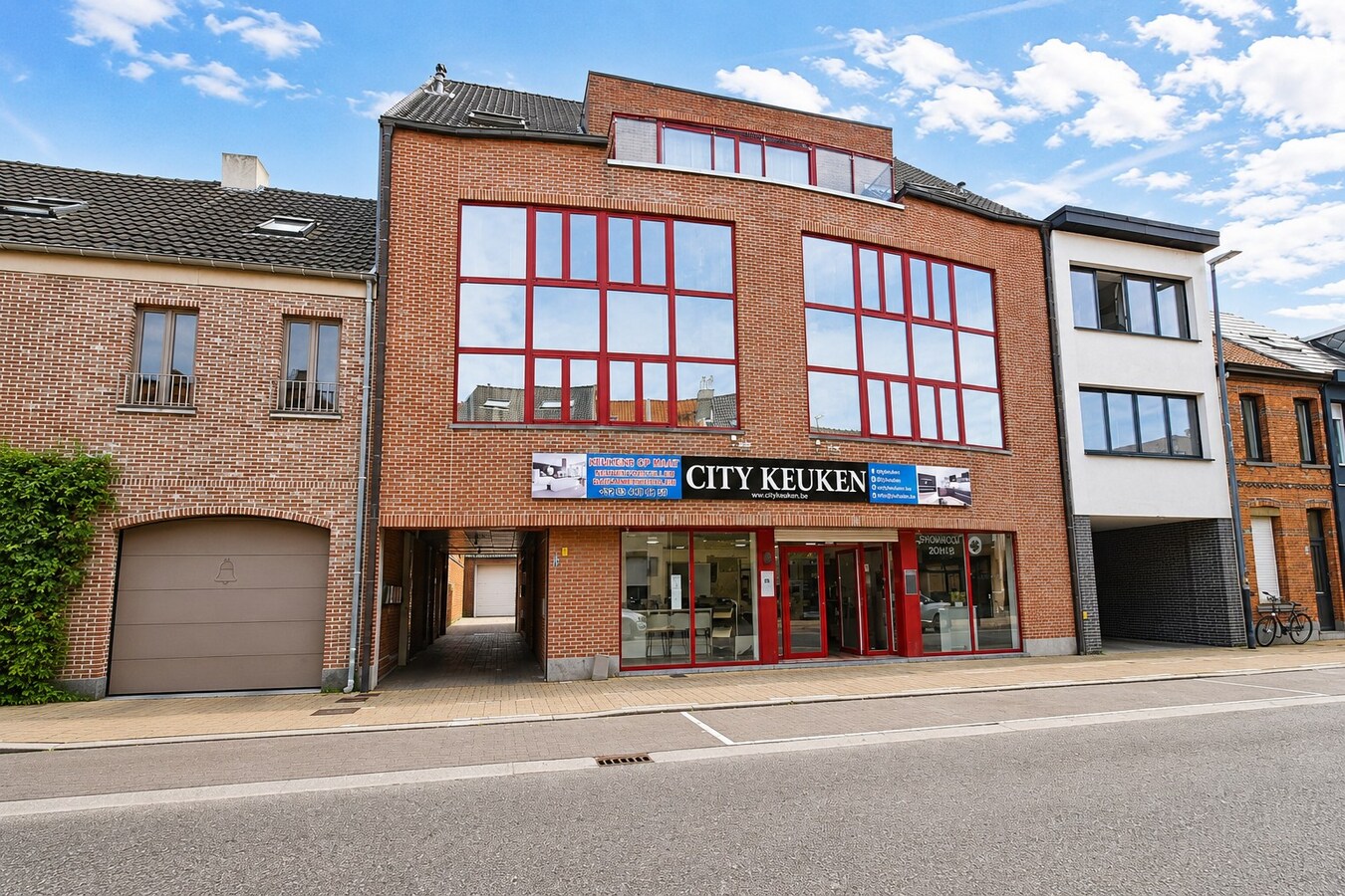 Te koop: Lichtrijk 2-slaapkamerappartement met dubbel terras en EPC-label B in hartje Sint-Niklaas! 