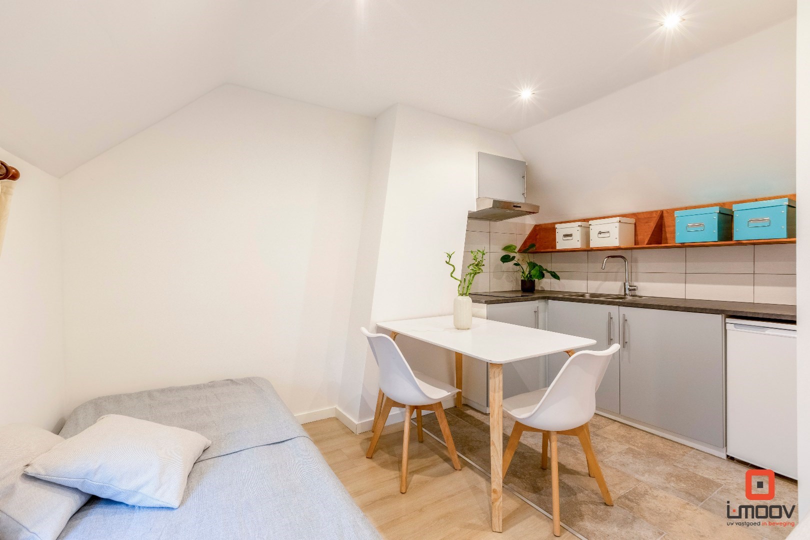 Gerenoveerd huis met 2 badkamers en 2 keukens 