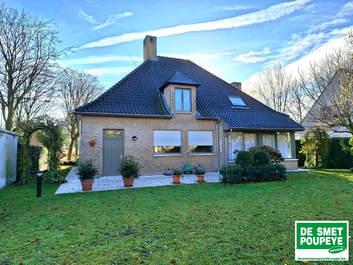 Residentieel gelegen villa 