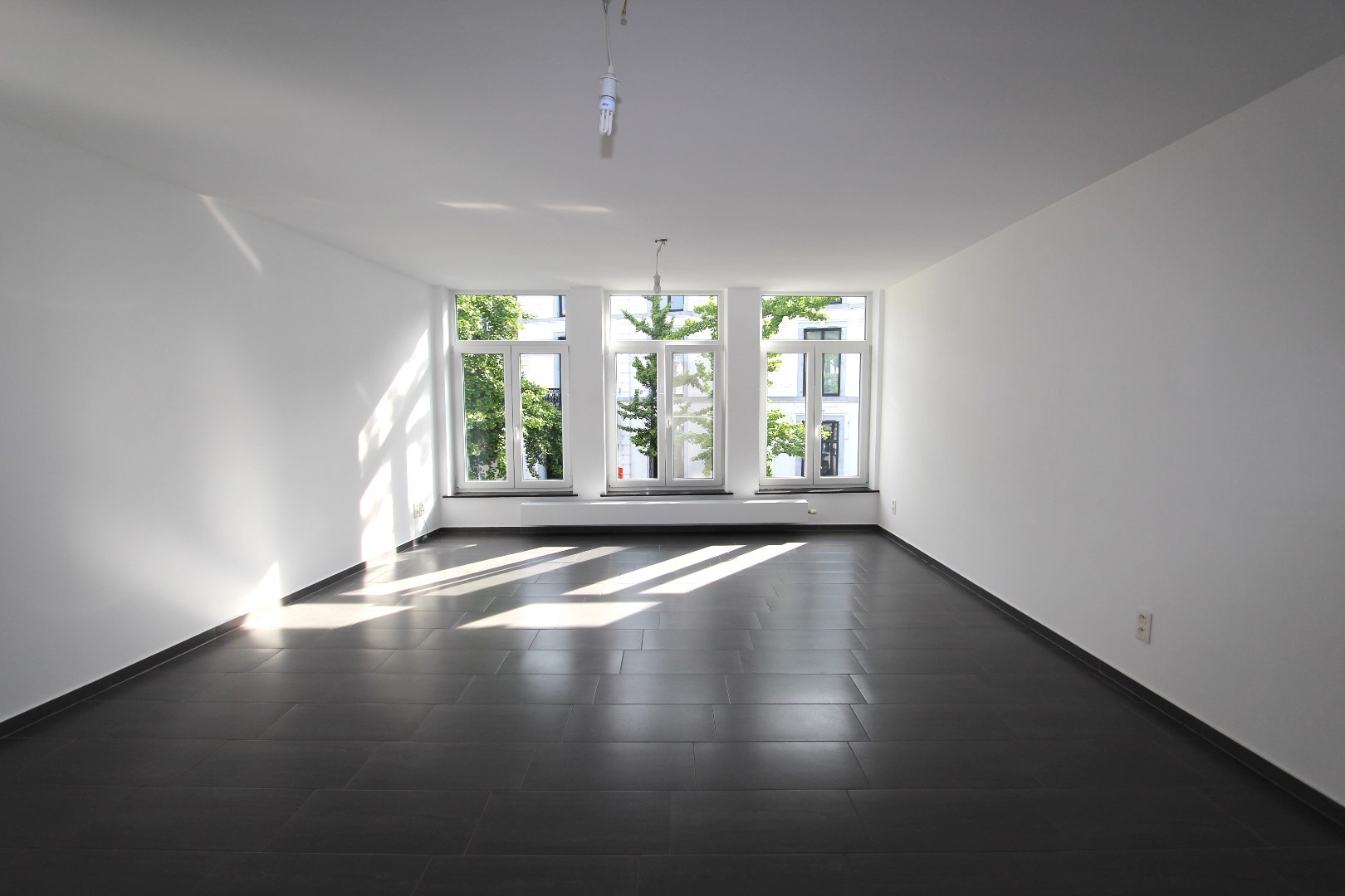 MODERN DUPLEXAPPARTEMENT MET TERRAS IN HET STADSCENTRUM 
