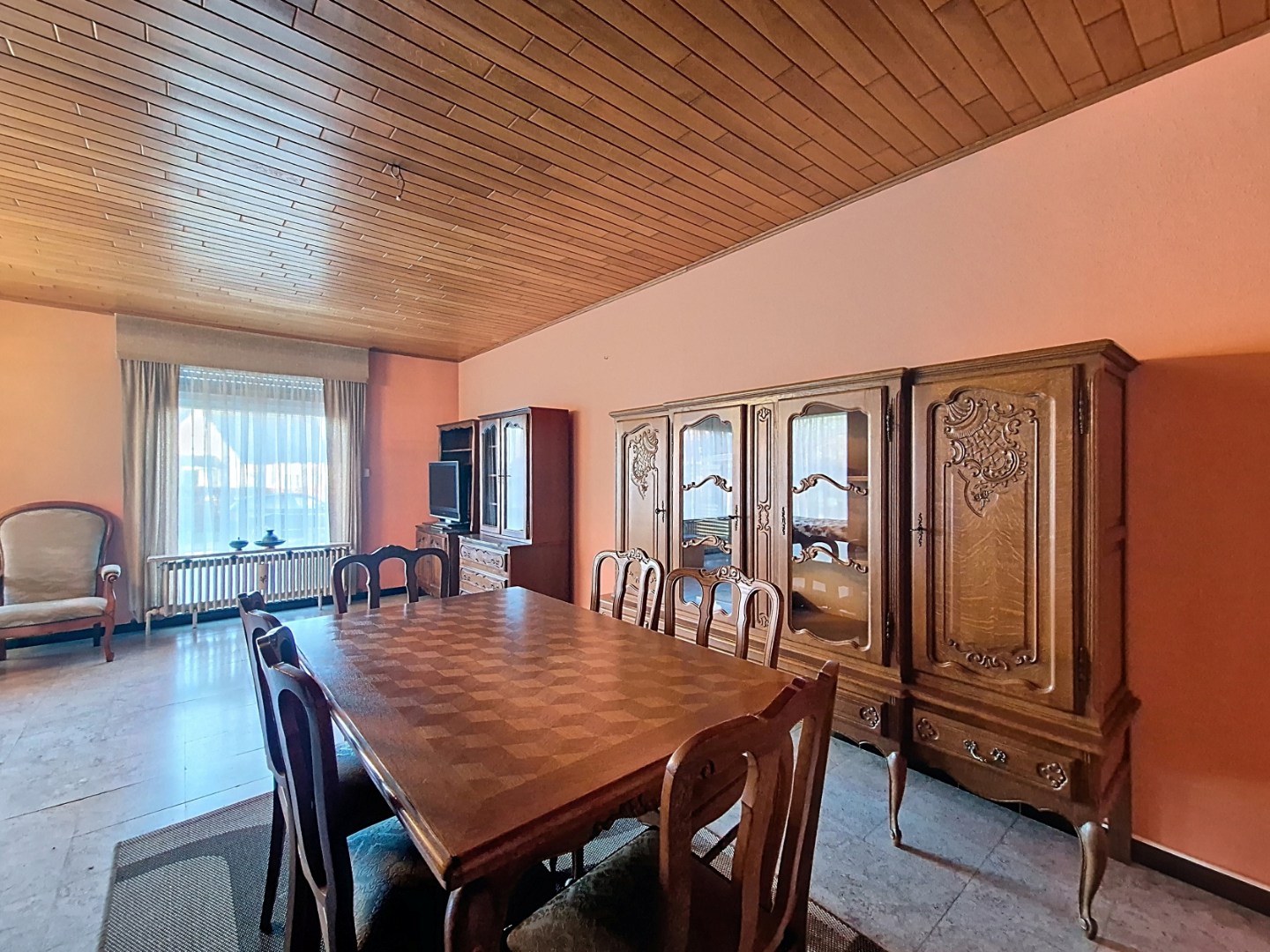 Halfopen woning met 4 slpk 