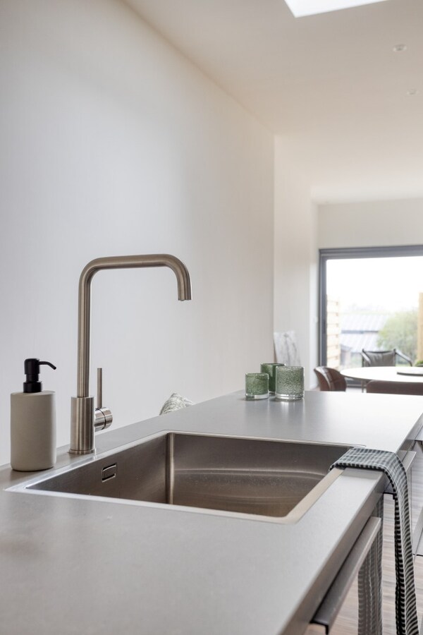 Prachtig volledig gerenoveerde woning met tuin en 3 slaapkamers in Tienen 