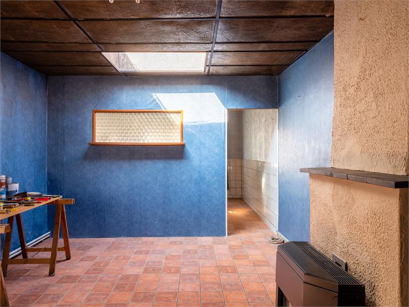 Charmante halfopen woning te Watervliet met potentieel. 