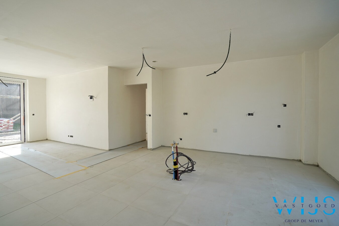 Gelijkvloers nieuwbouwappartement met private inkom en tuin 