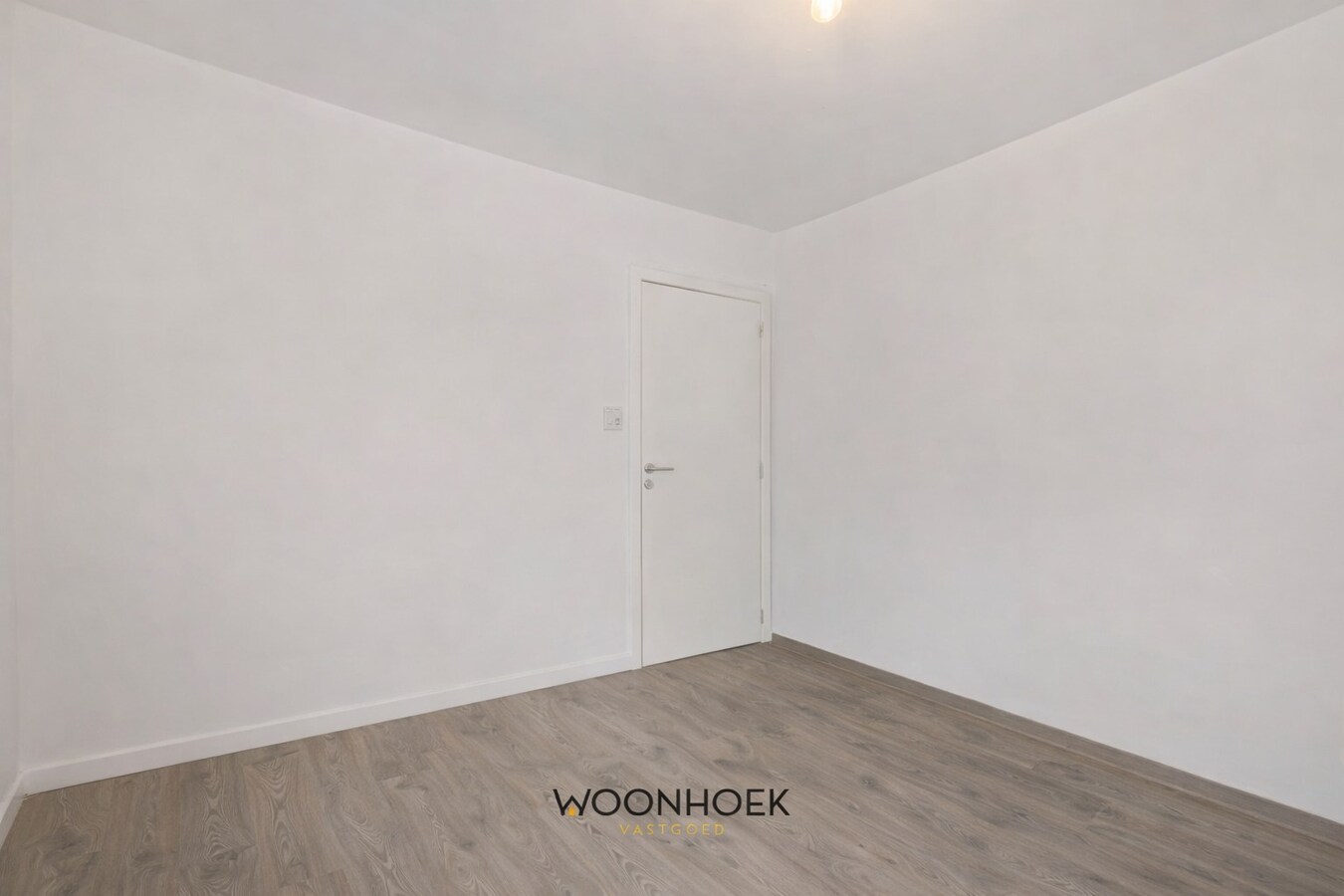 Charmante 2-slpk woning met achteruitweg in centrum 