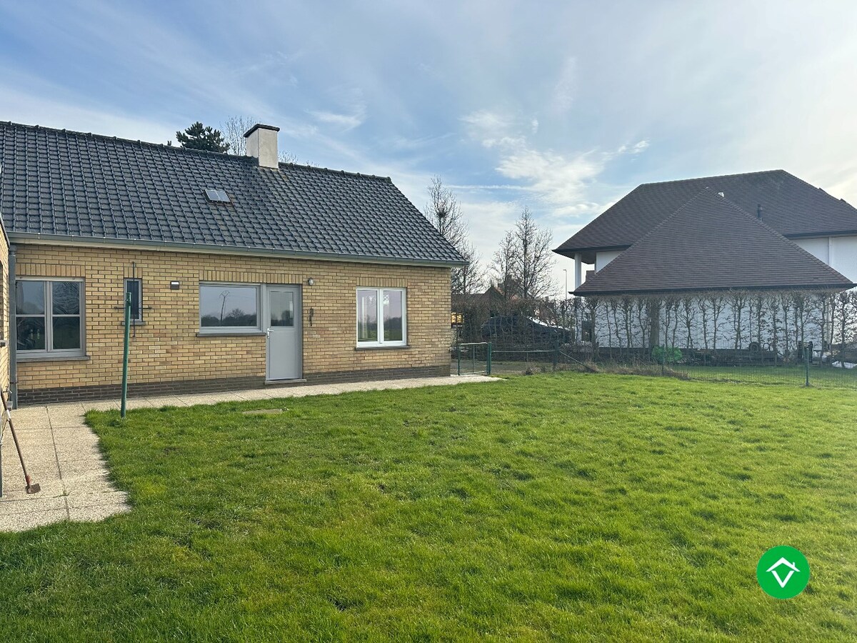 Alleenstaande woning met 2 slaapkamers te Ichtegem 