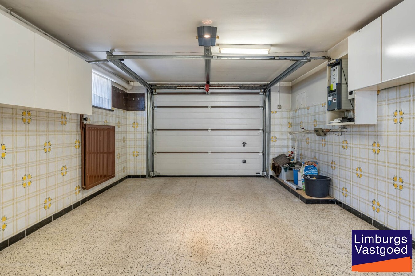 Vrijstaande woning met garage op gegeerde locatie te Kermt, 6a87ca 