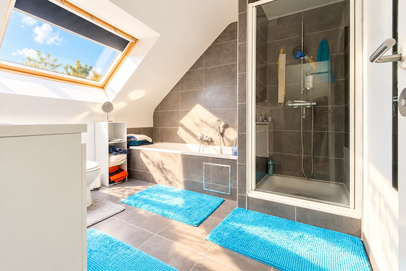 Construction moderne de 2015 dans un lotissement résidentiel prisé, COUP DE COEUR ! 