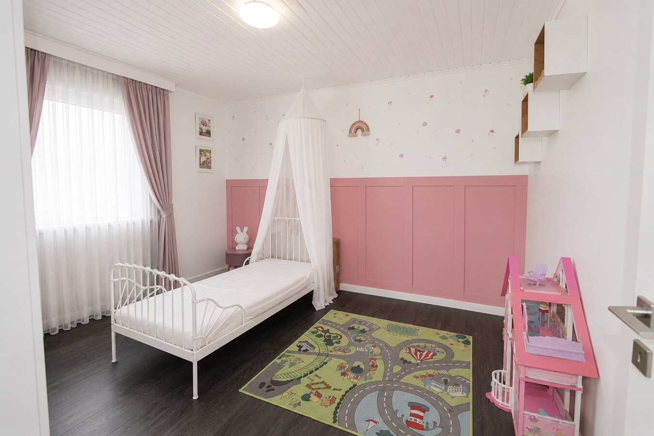 Rustig gelegen en instapklare gezinswoning met 3 slaapkamers, 2 badkamers en diepe tuin in Temse! 