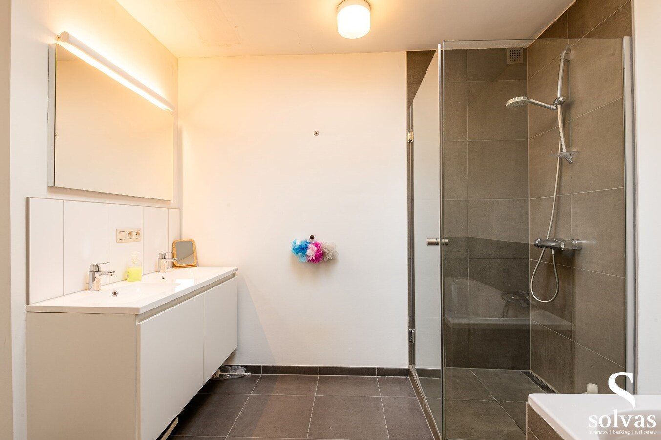 Ruim 3-slaapkamer appartement te Aalter! 