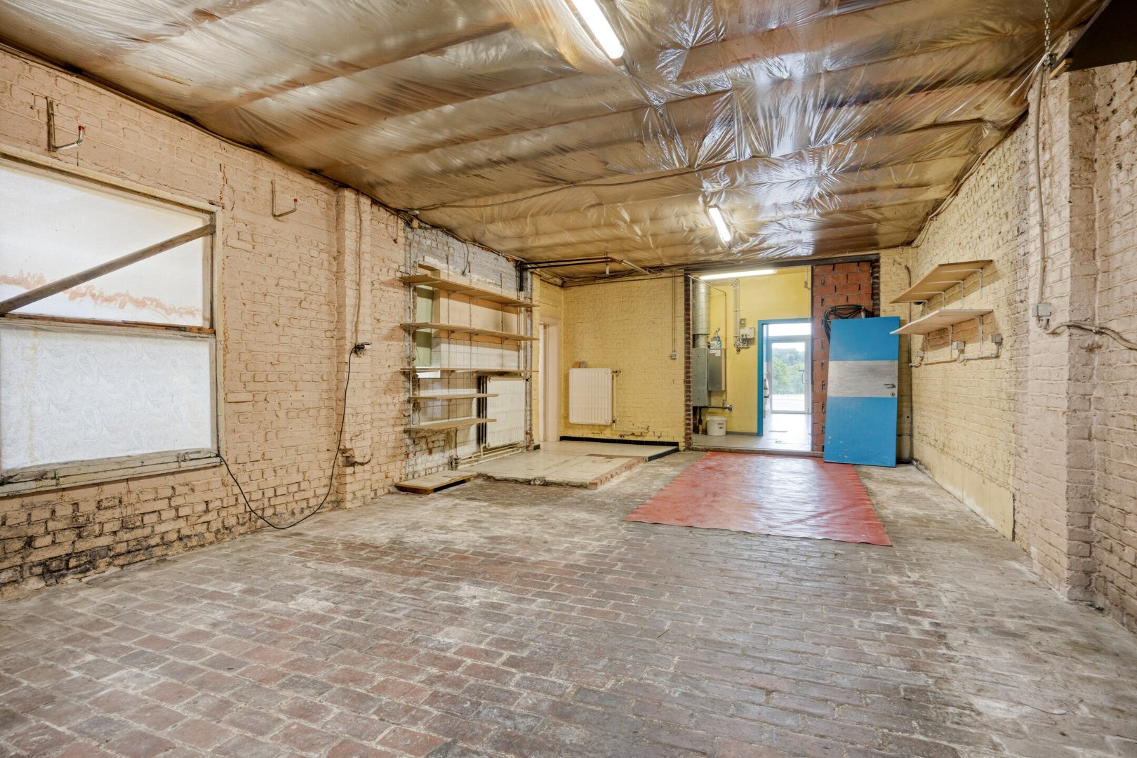 Ruime woning met kelder, zolder en tuin in Kessel-Lo! - EPC 443 kWh/m² - bewoonbare opp. 205 m² 