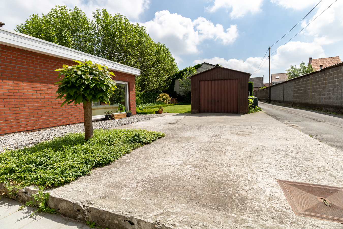 Rustig gelegen alleenstaande woning te Torhout 