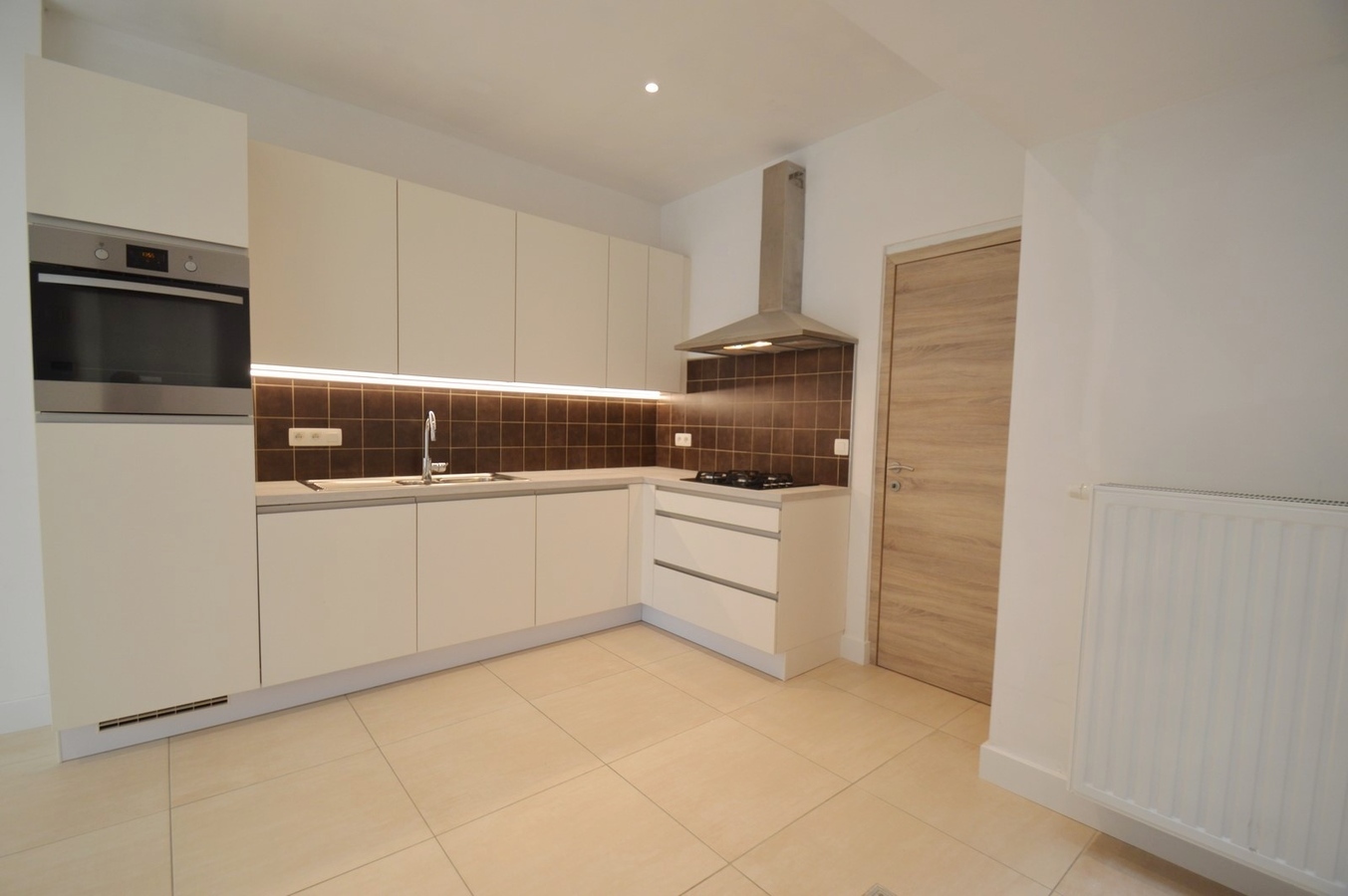 Goed gelegen, gerenoveerde woning - Heist 