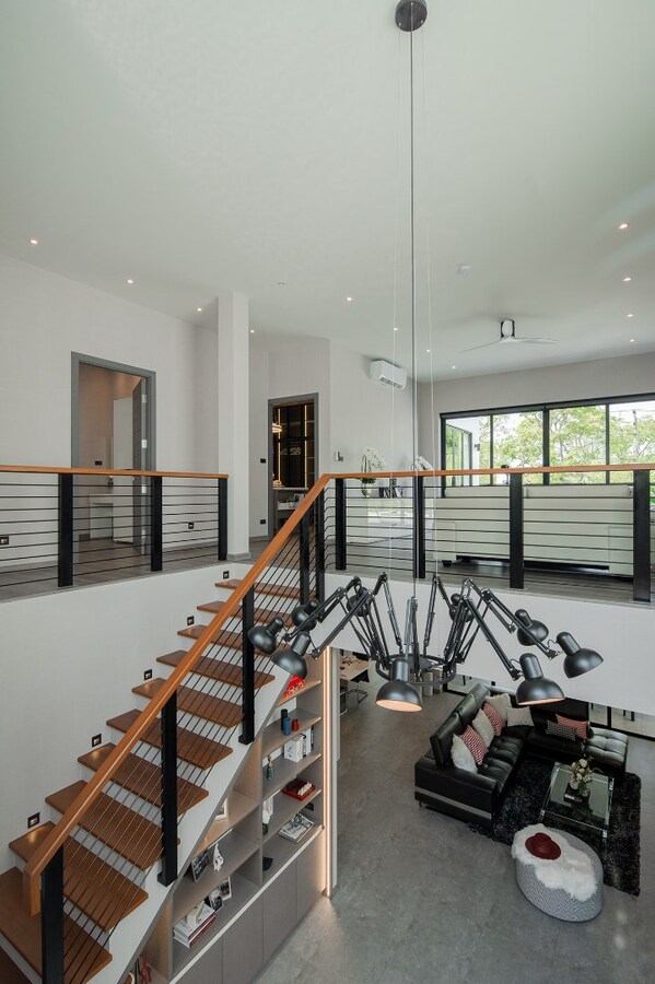 Thailand: Gloednieuwe luxe villa met zwembad in Chiang Mai. 