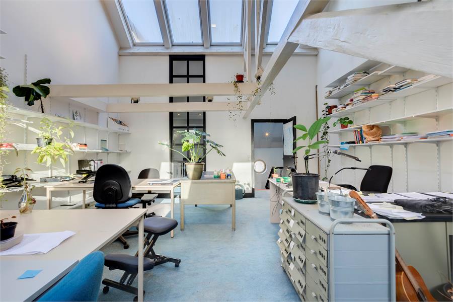 Centraal gelegen multifunctioneel herenhuis! 