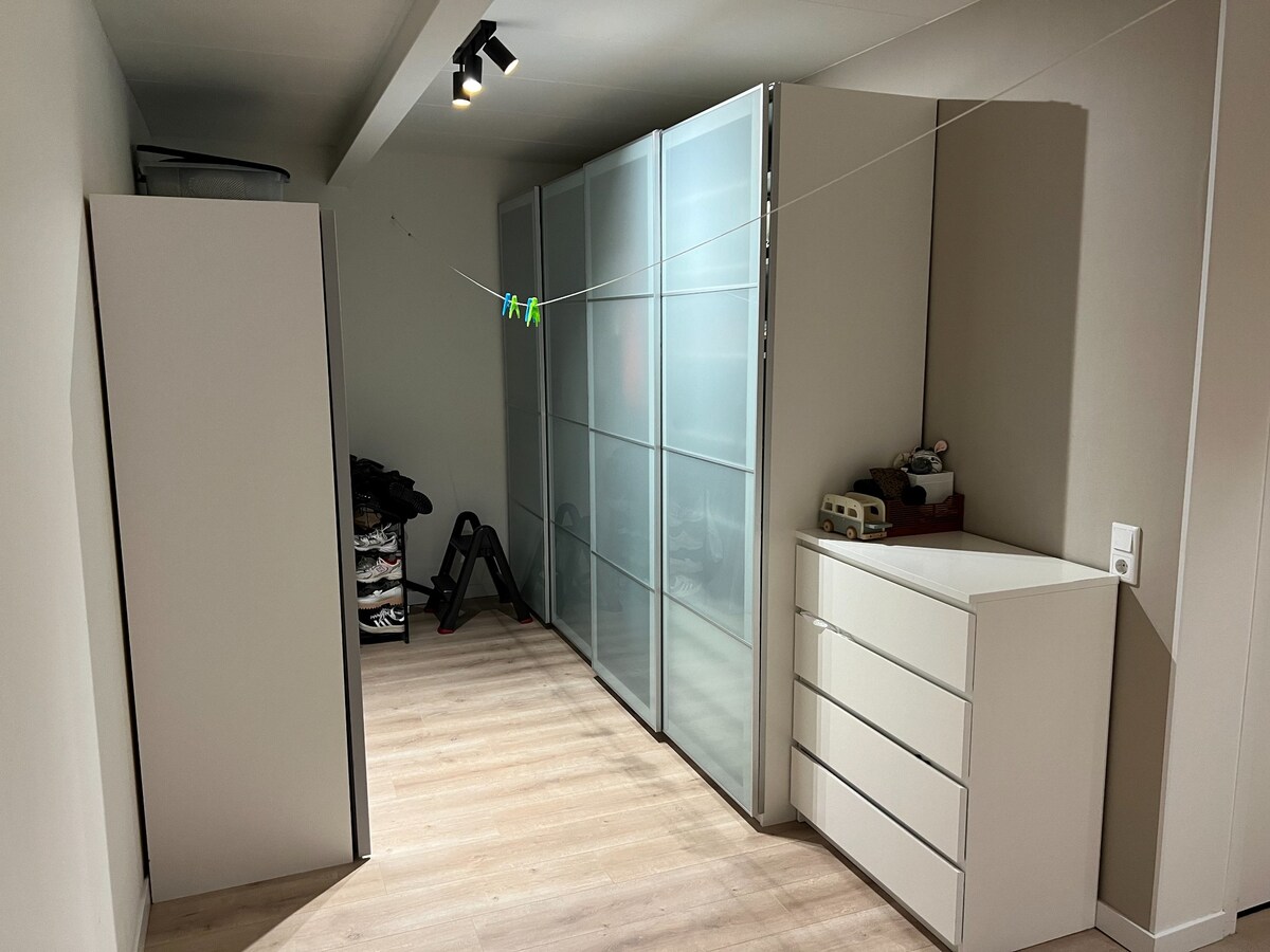 Huur appartement met 2 slaapkamers gelegen in het centrum van Bladel. 