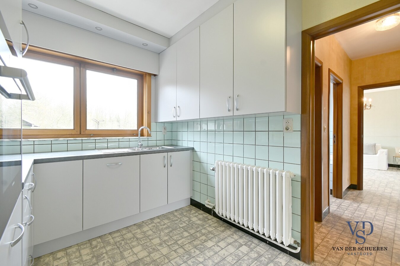 Degelijke eigendom met mogelijkheden 