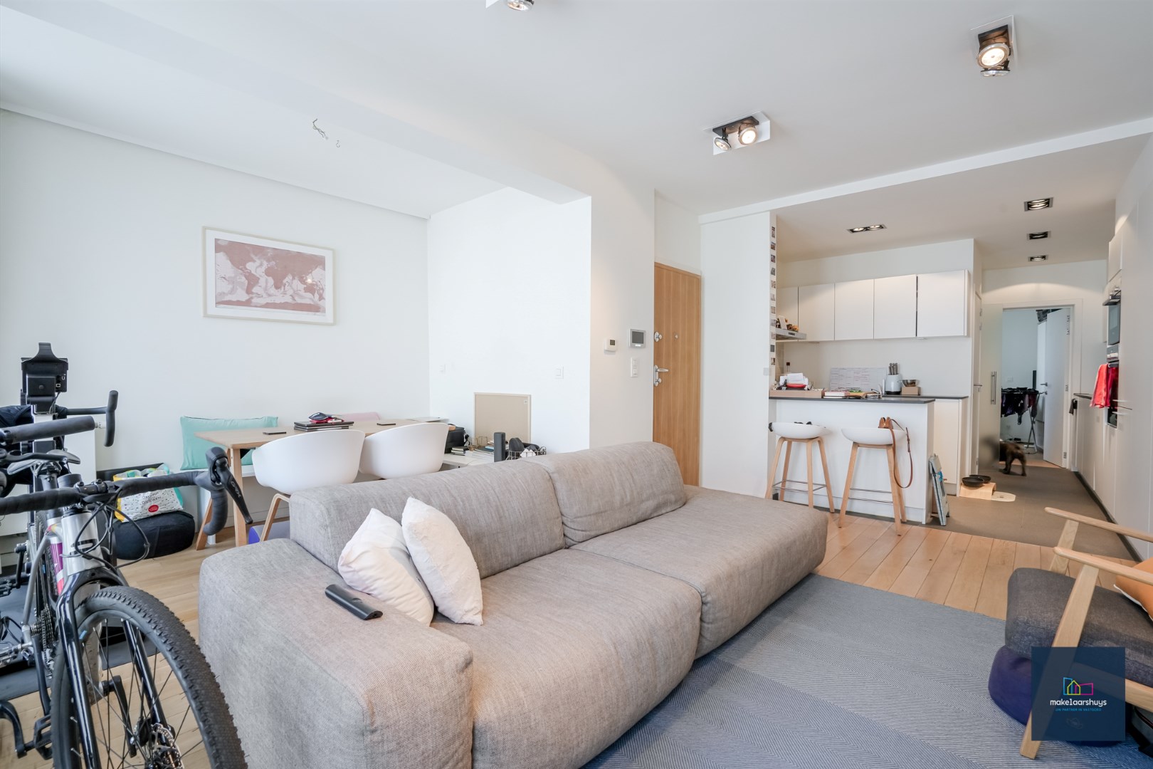 Zeer verzorgd 1-slaapkamerappartement met terrasje  nabij het centrum 