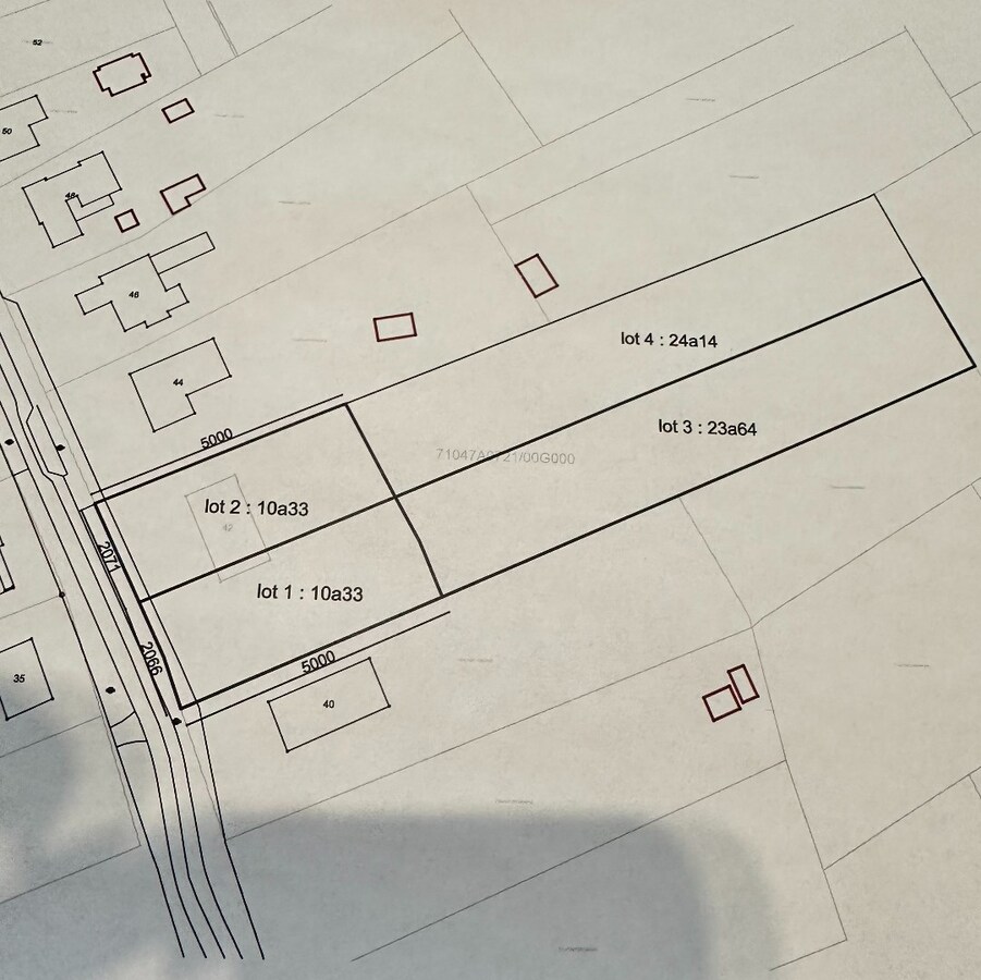 Woning op zeer rustig gelegen en ruim perceel. 