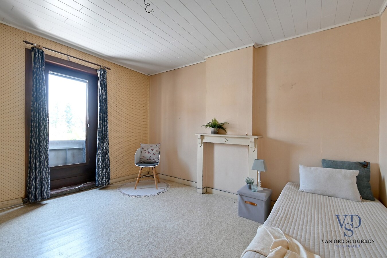 Knusse starterswoning met koertje 