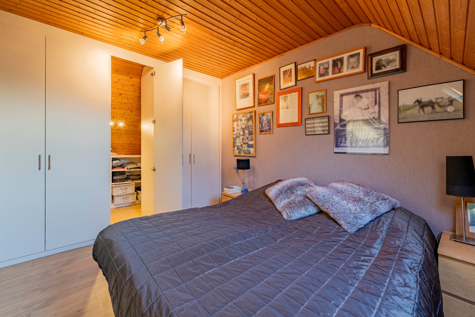 Gerenoveerde open bebouwing te koop te Lievegem 