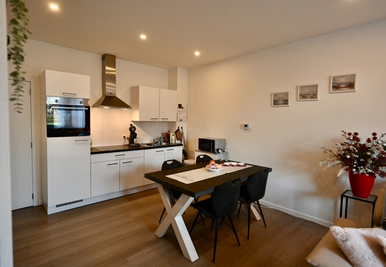 KNAP GERENOVEERD APPARTEMENT MET MOOI ZONNETERRAS 