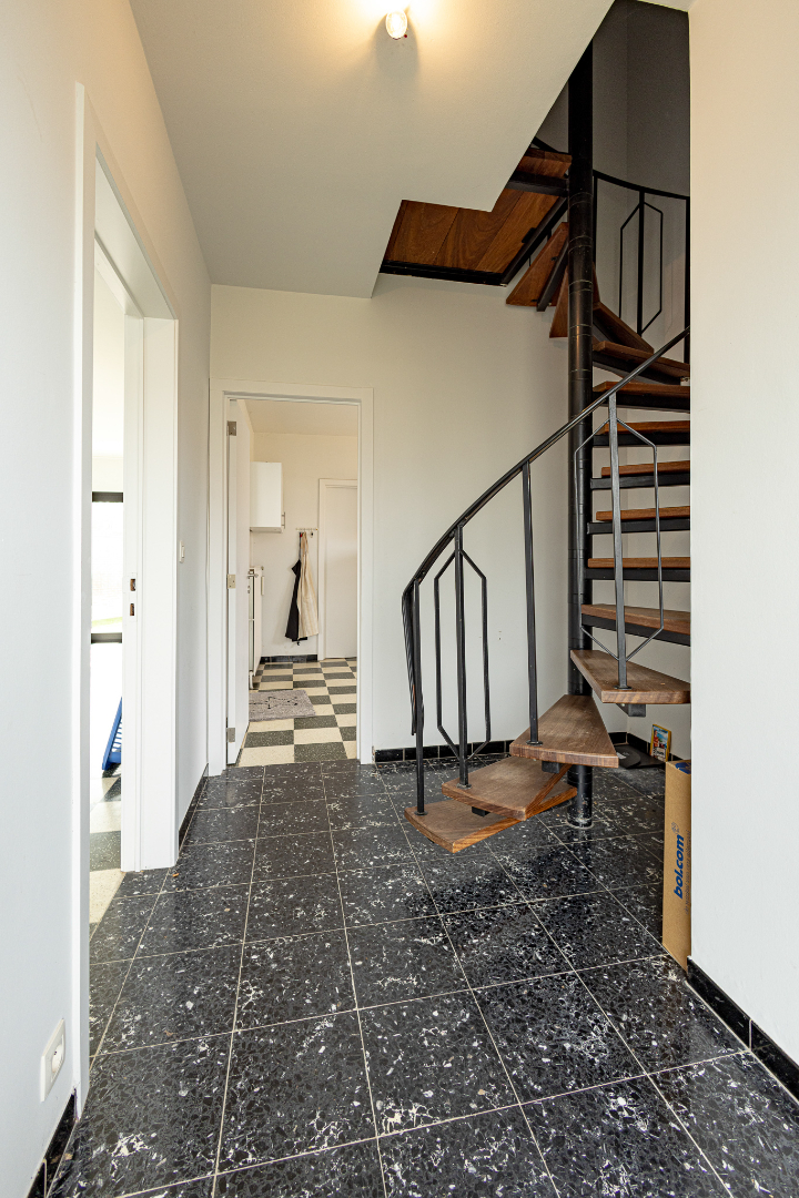 Ruime gerenoveerde woning  op 708m² te Maldegem 