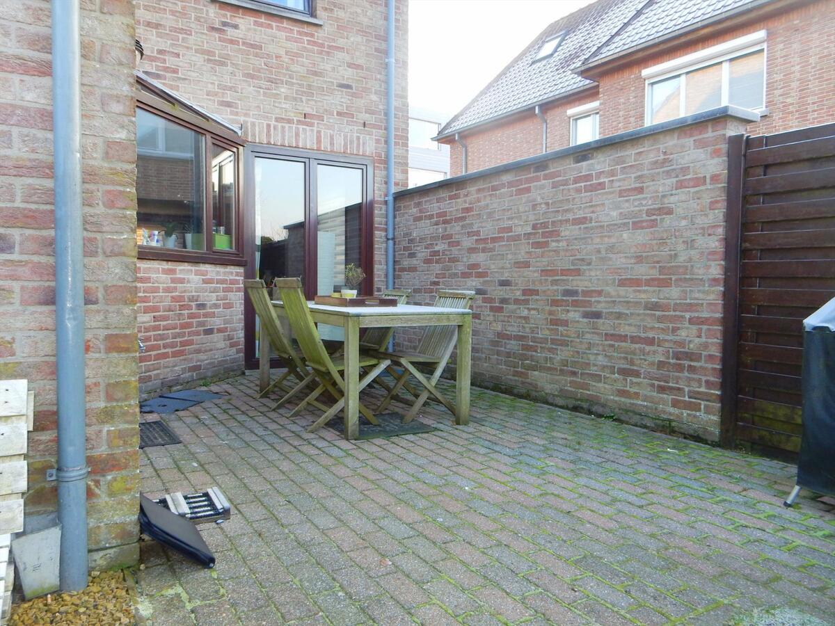 Instapklare woning met dubbele garage 