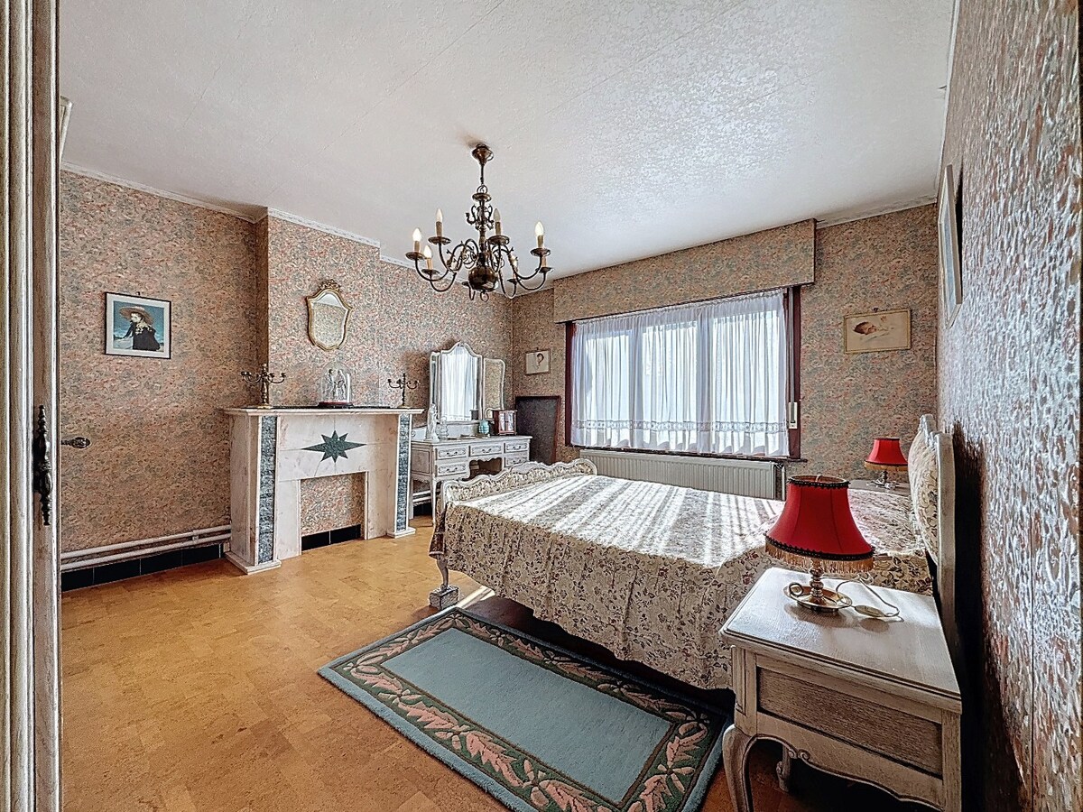 Te renoveren woning met veel potentieel nabij station/centrum Wetteren 