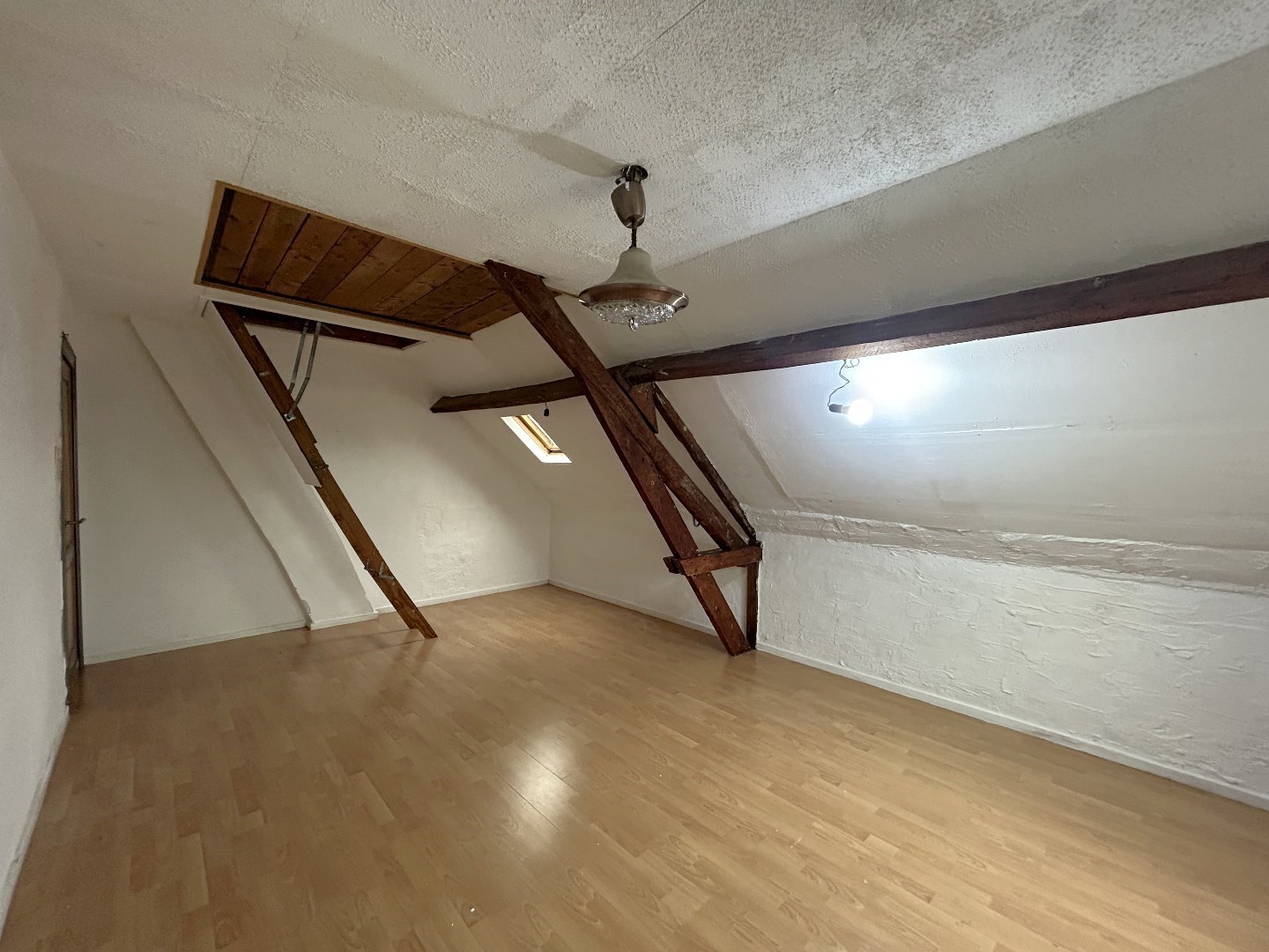 Tweewoonst in het centrum van Geel 