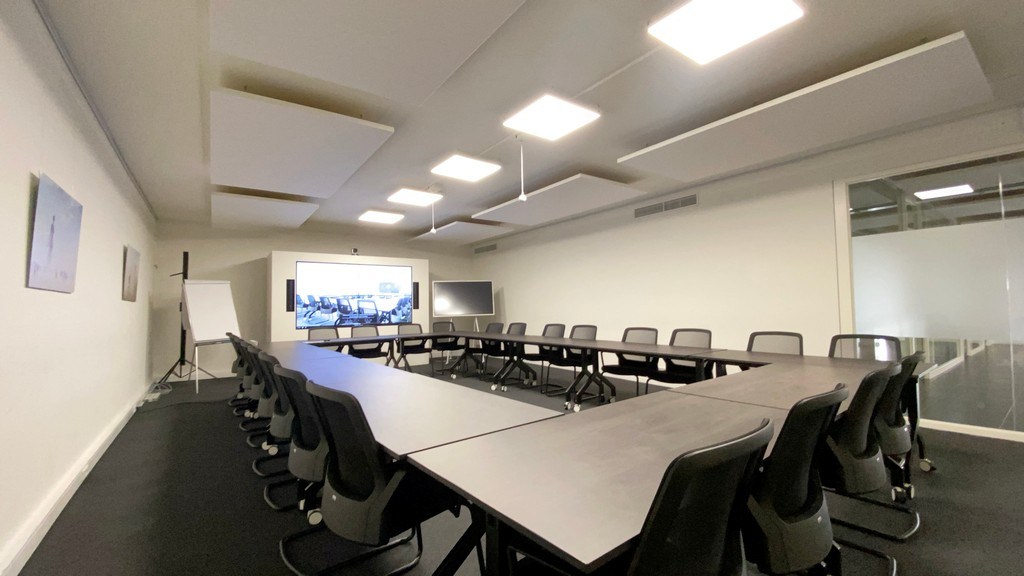 Gemeubelde kantoren in Idola Bedrijvencentrum in Lochristi