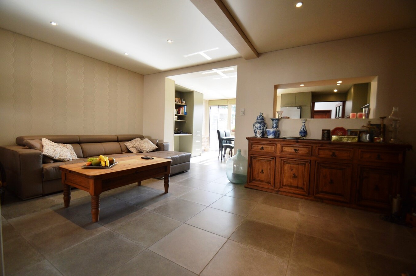 Compleet gerenoveerde gezinswoning met dubbele garage - Zeebrugge 