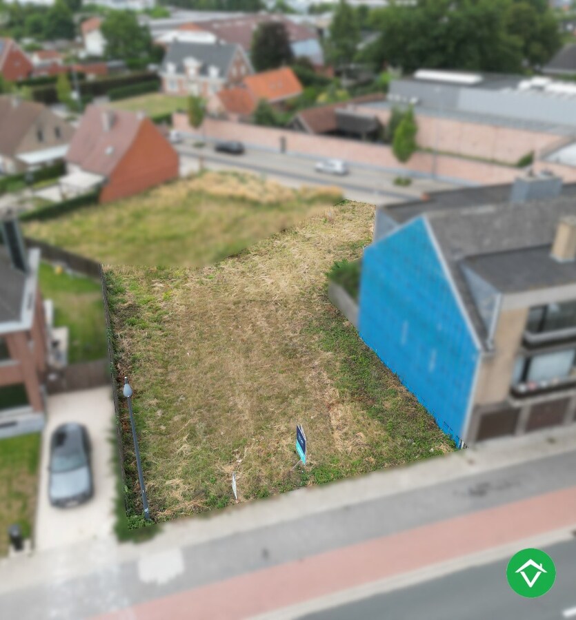 Bouwklare grond (591 m²) voor open of halfopen bebouwing te Izegem 