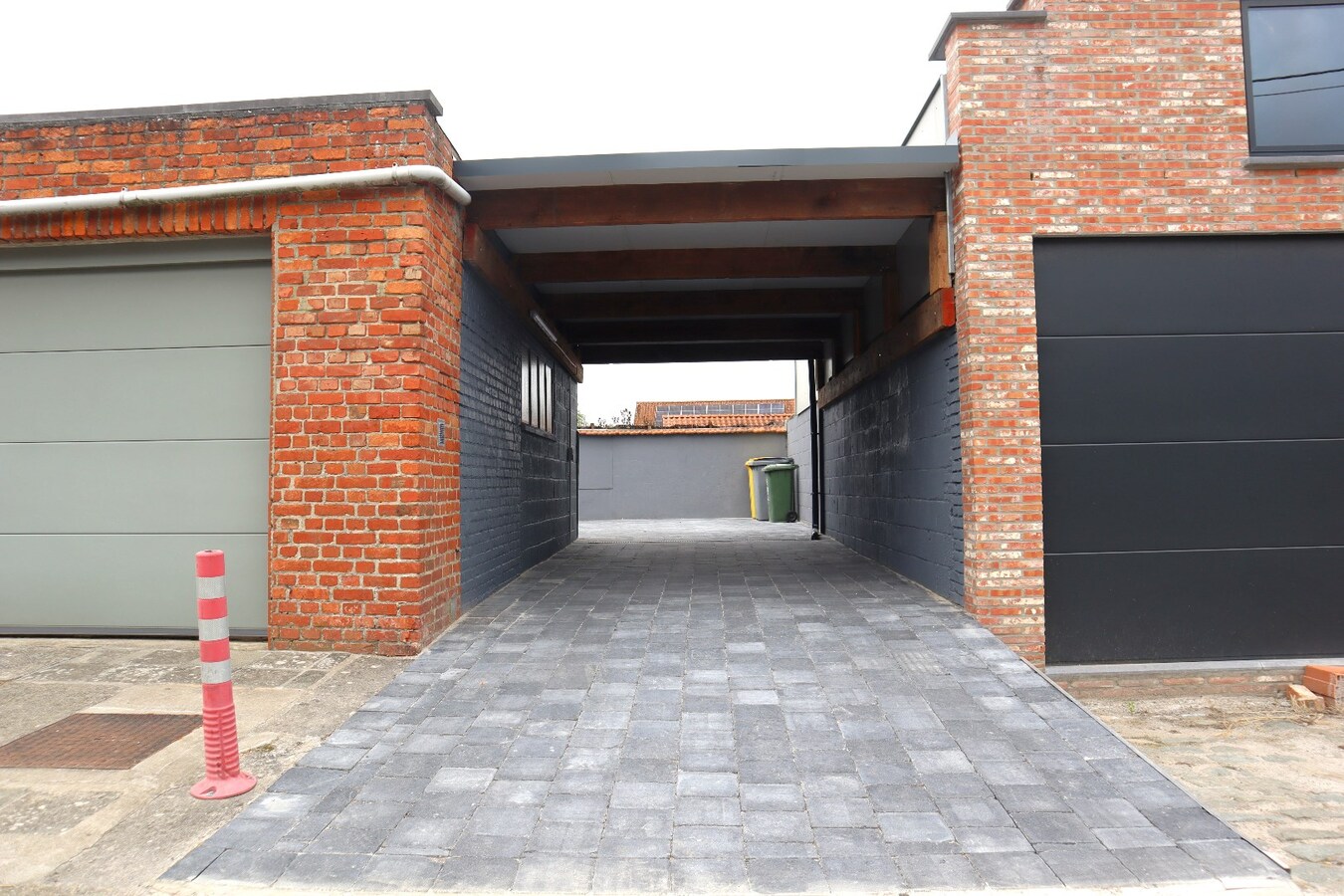 Prachtig gerenoveerde rijwoning met 4 slaapkamers te Bierbeek 