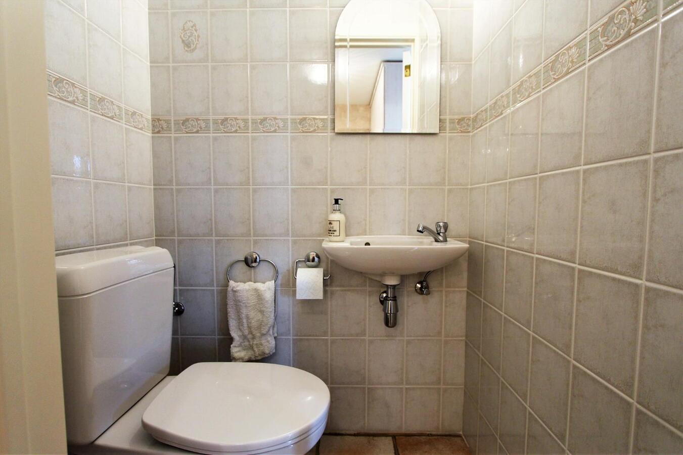 Rustig gelegen en perfect zon-georiënteerd villa-appartement met vrij zicht op beschermd duinengebied  in Middelkerke 