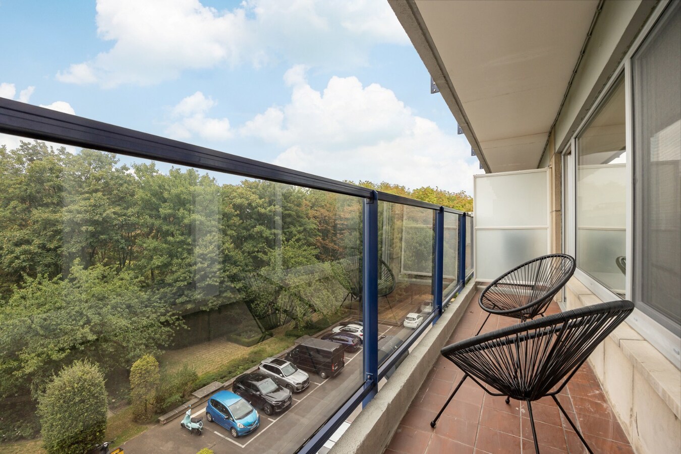 Kwaliteitsvol gerenoveerd appt met terras te Berchem! 
