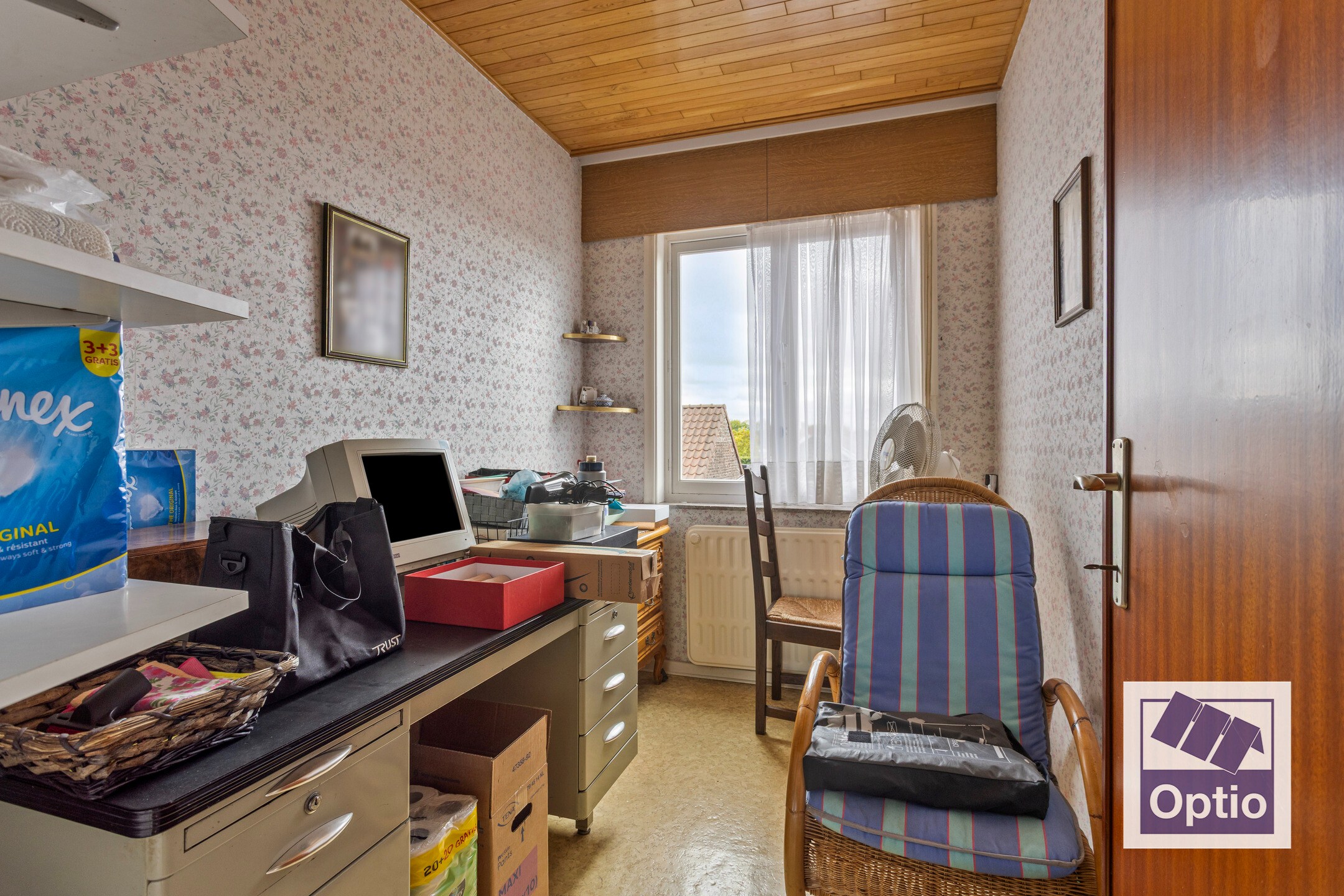 Woning met 5 slaapkamers en grote tuin. 