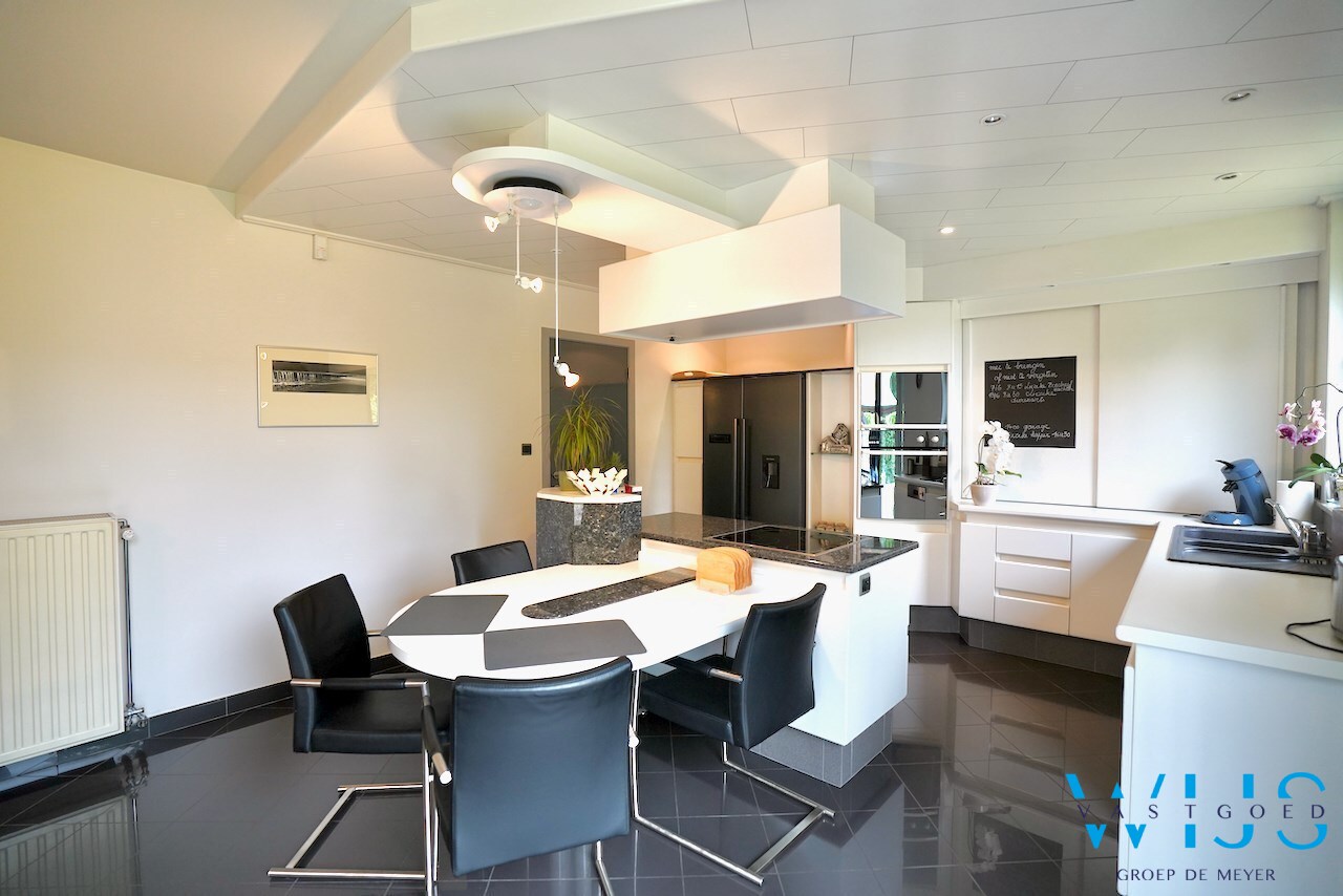 Ruime open bebouwing te Ertvelde/Rieme ! 