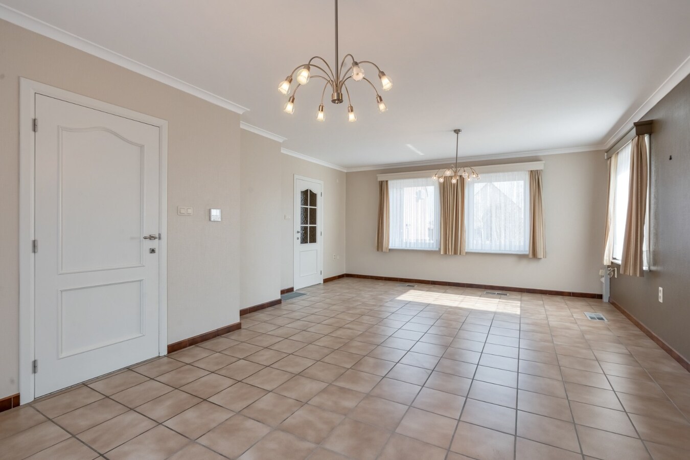 Comfortabele woning met sterke energieprestatie (label A), in landelijk woongebied. 