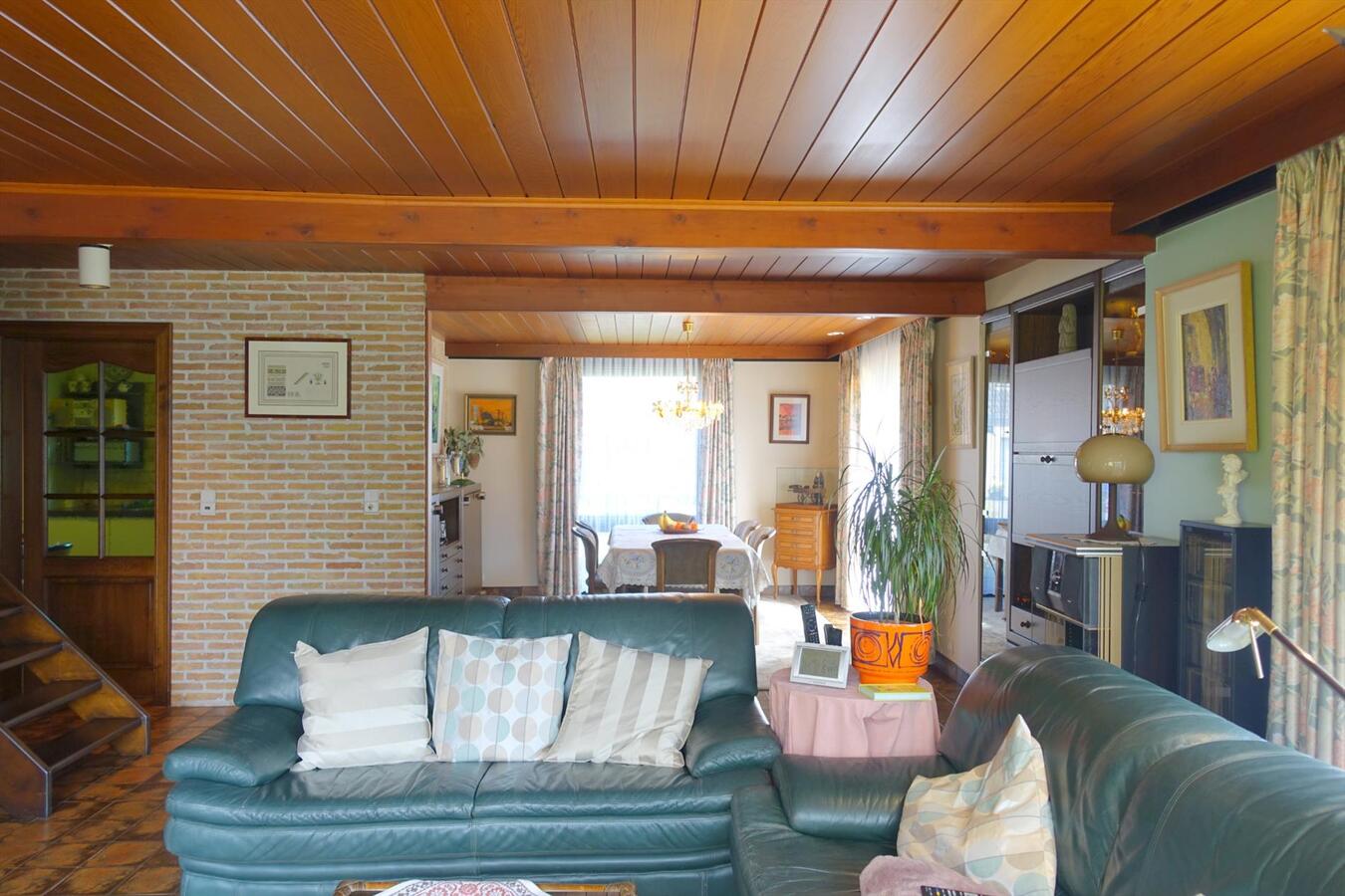 Charmante villa met zonnige tuin 