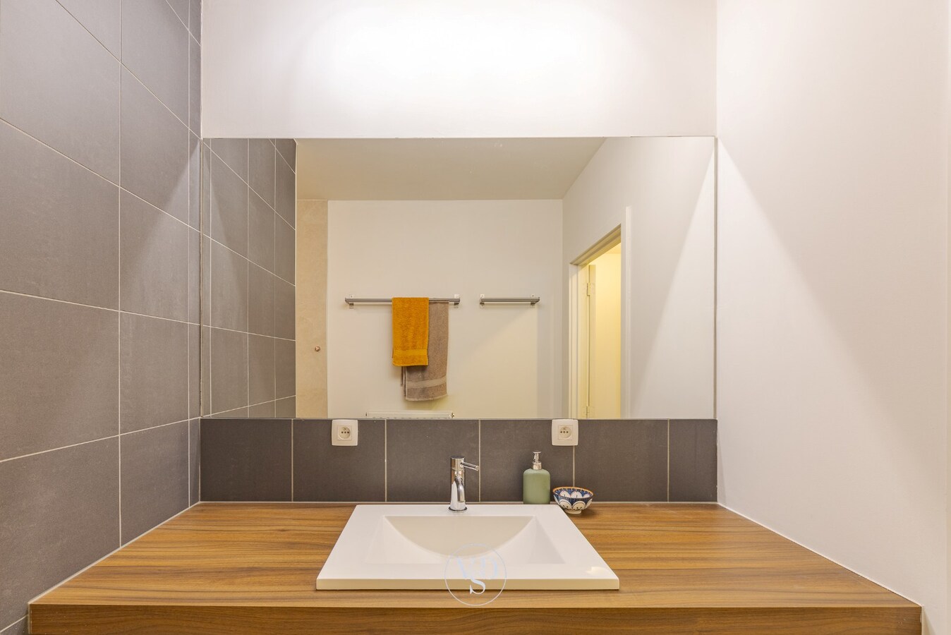 Modern, hoogwaardig 2-slpk-appartement 