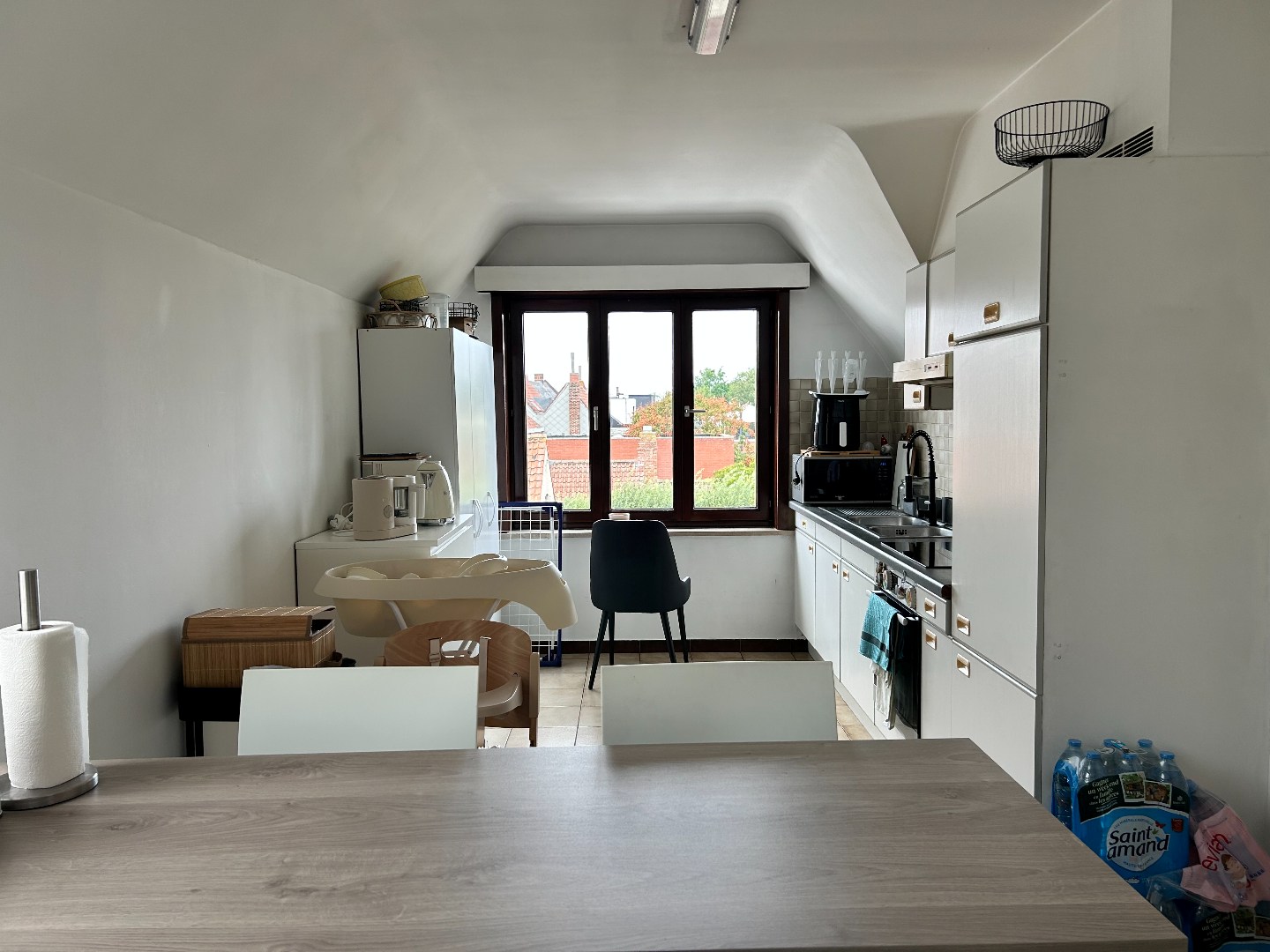 Ruim appartement met 2 slaapkamers en garage 