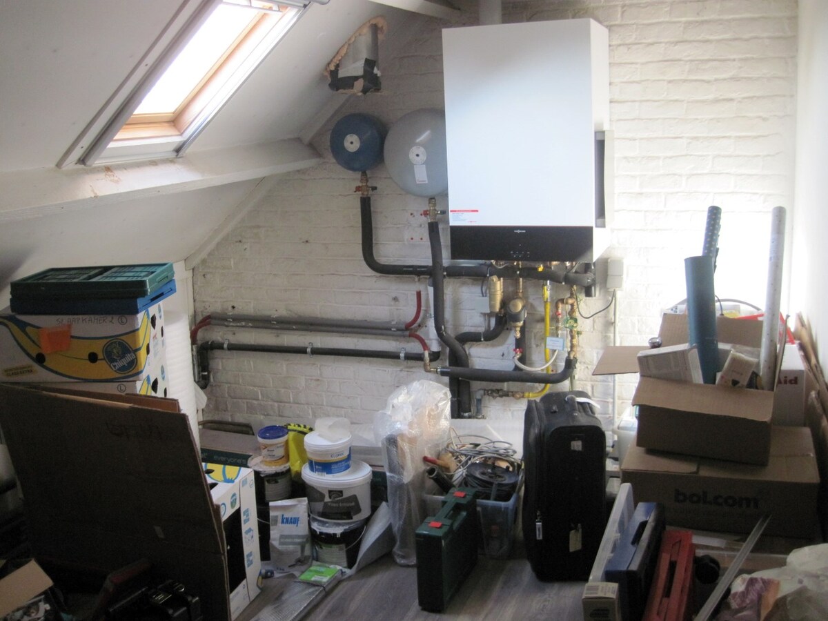 Degelijke woning met terras en tuintje. 