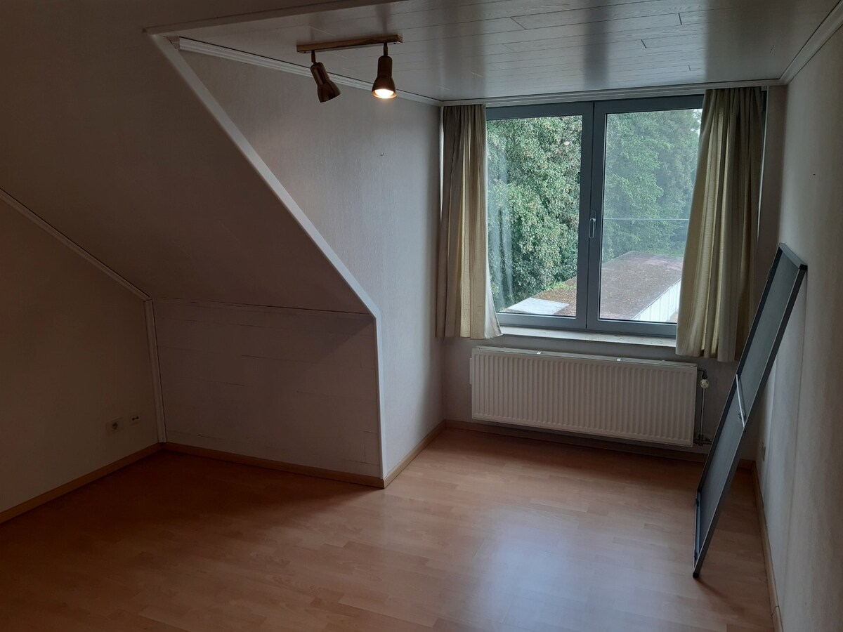 Ruim wonen (> 130 m²) op de tweede verdieping. 